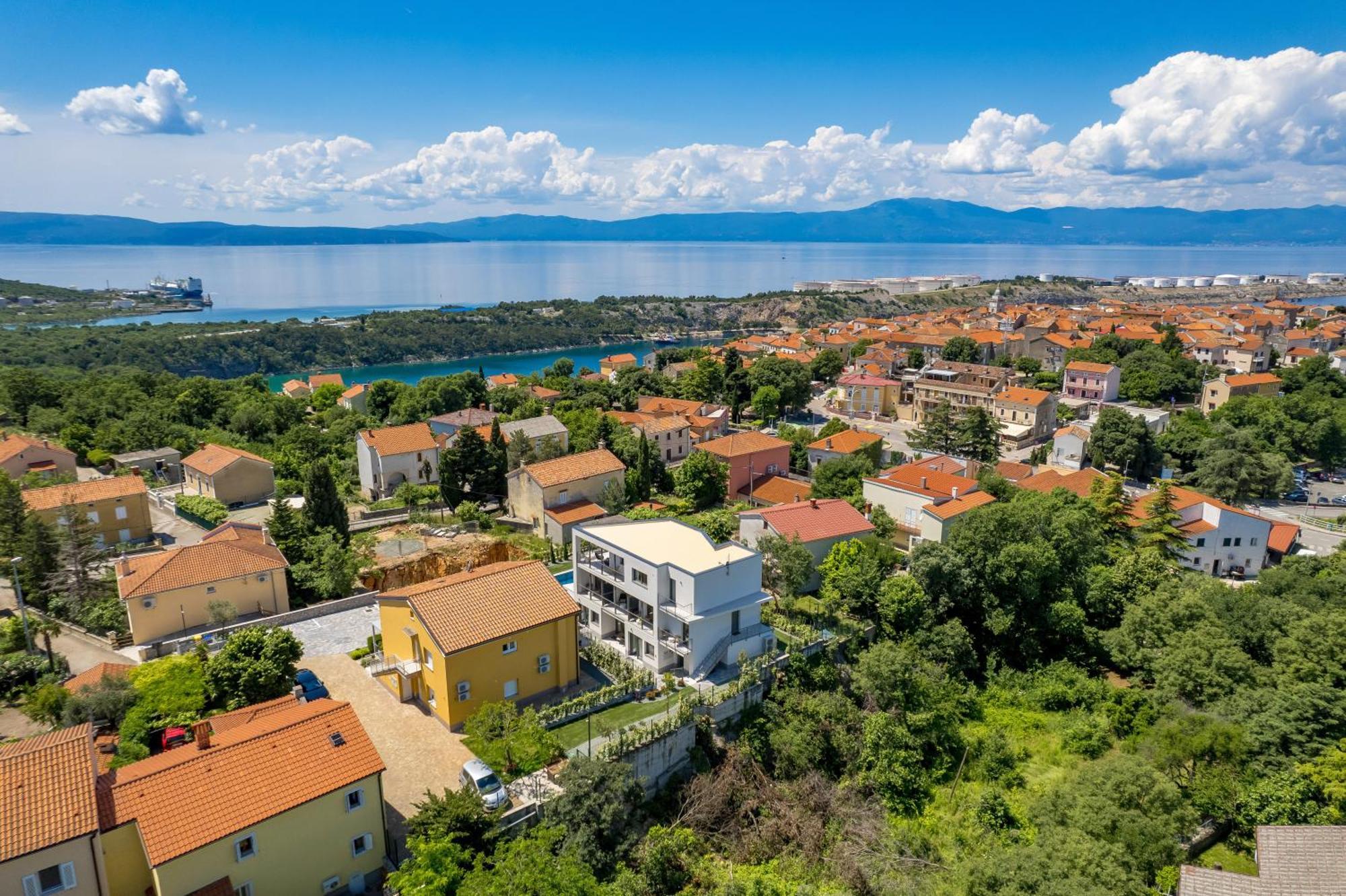 Appartments Adriatic Omisalj Bagian luar foto
