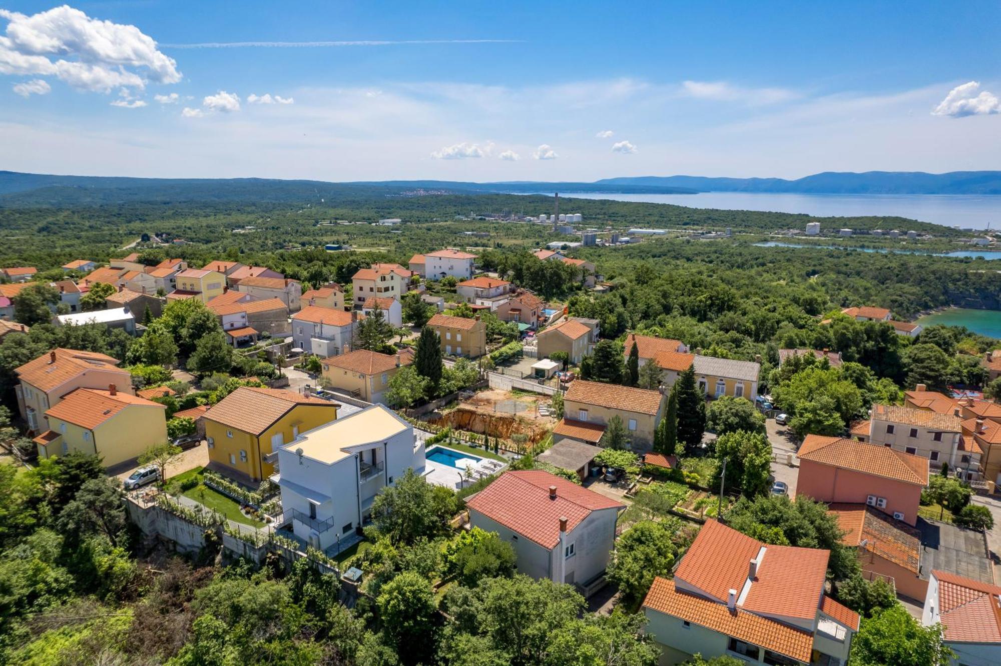 Appartments Adriatic Omisalj Bagian luar foto