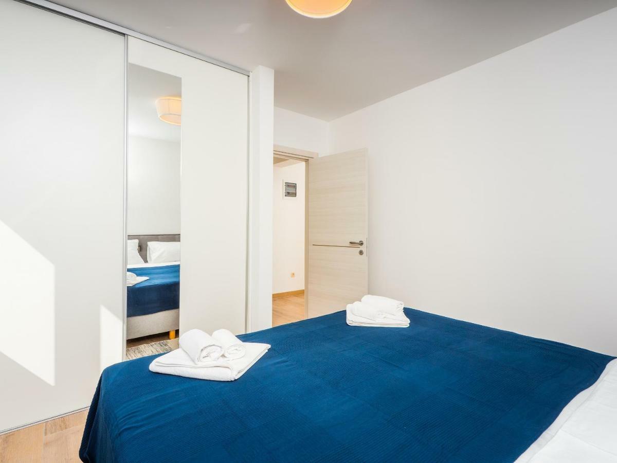 Appartments Adriatic Omisalj Bagian luar foto